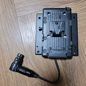 TV용 V마운트 배터리 장착용 브라켓