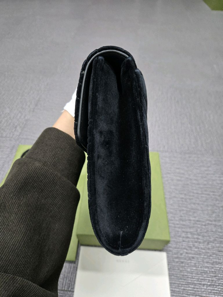 [특가][정품] 구찌 벨벳 플랩 클러치백--3