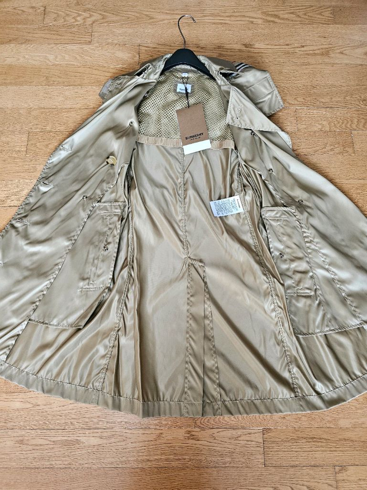 (새상품) 버버리 디태처블 후드 에코나일론 트렌치코트--7