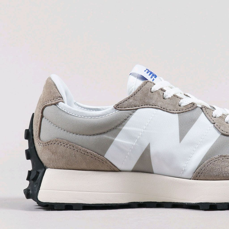 뉴발란스 327 문빔 머쉬룸 새상품--3