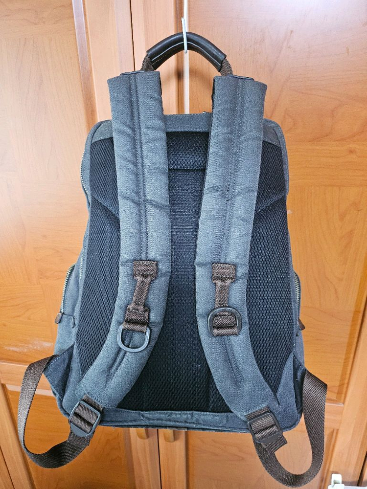 투미 녹스백팩 정품입니다--1