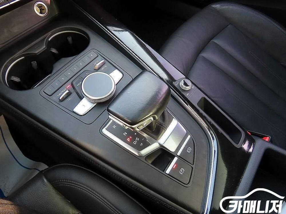 [아우디]A4 (B9) 45 TFSI 프리미엄 #2026년특가--9