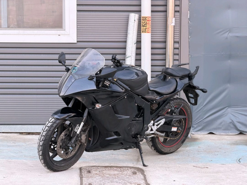 코멧250rc/15년식/3만키로/100만원 이미지