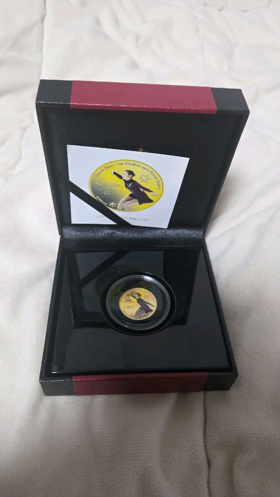 피겨퀸 김연아 은퇴기념 주화(금)--2