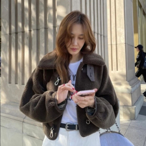 미착용새상품)HAE146 윤혜진 테디 숏 무스탕 M