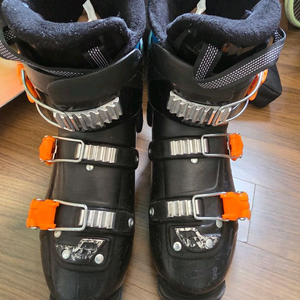 아동용 225-235 3버클 테크니카 스키부츠 이미지