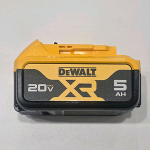 디월트 DCB 184 5AH