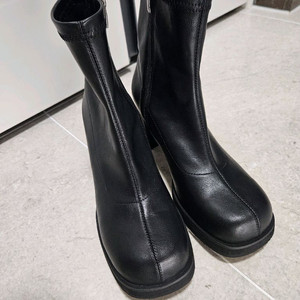 소가죽 앵클 부츠 새상품