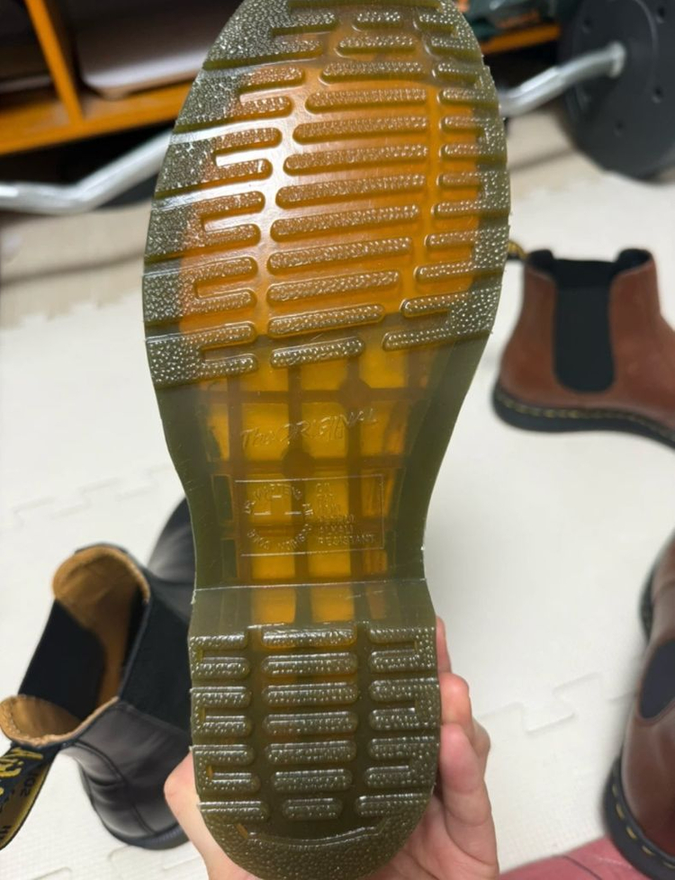 닥터마틴 블랙첼시 부츠 uk6--6