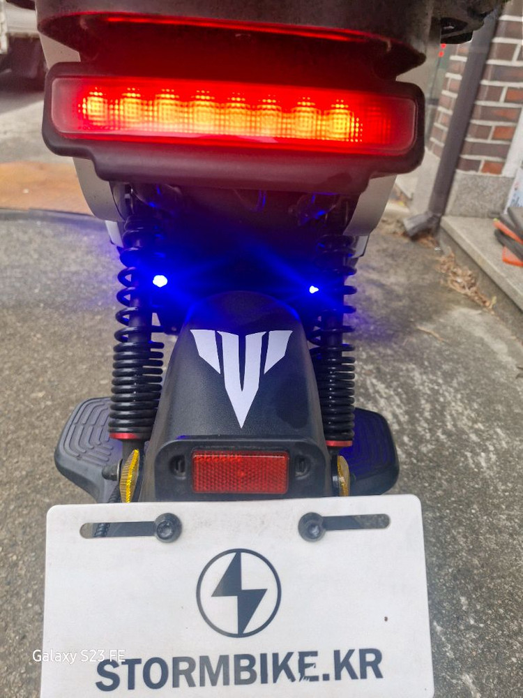 스톰LT2 전기 바이크--4