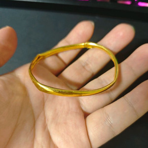 순금 3돈팔찌 팝니다 뱅글 이미지