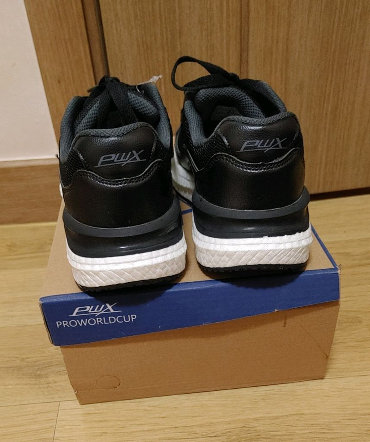 프로월드컵 운동화 230 무료배송--2