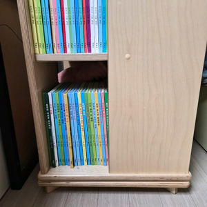 맘스보드 회전책장