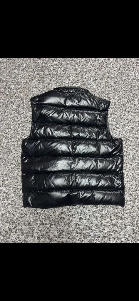 몽클레어 패딩 조끼 이미지