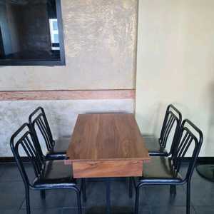 식당 4인 의탁자세트