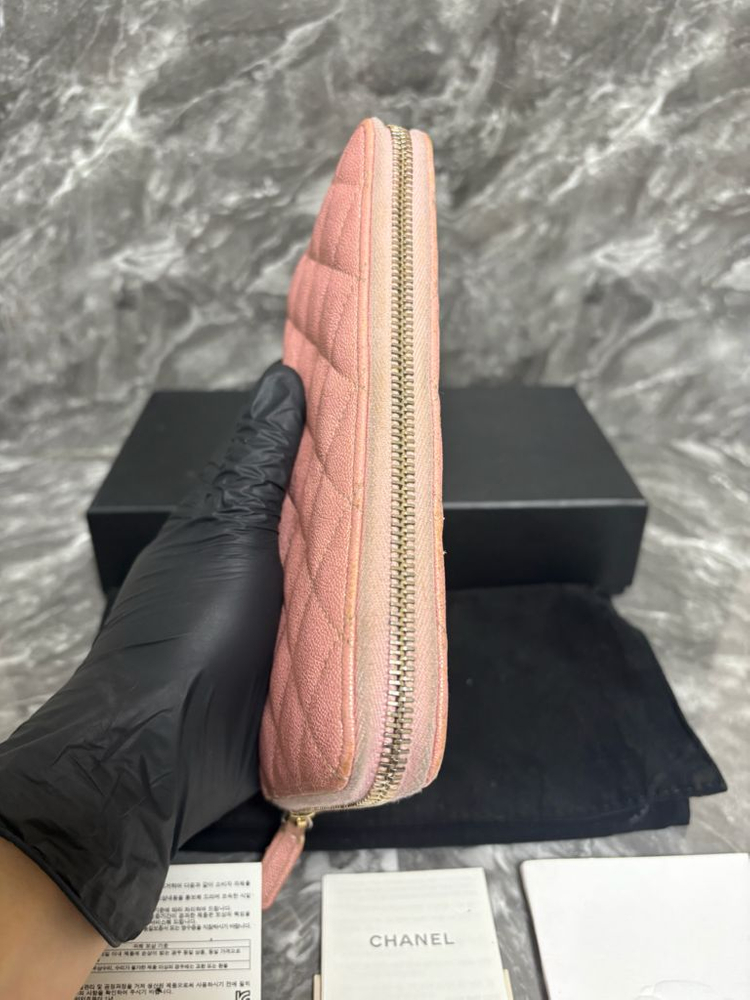 샤넬 클래식 캐비어 금장 핑크 펄 그라데이션 지퍼 장지갑--6
