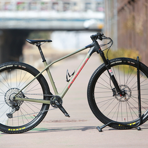 *상태 좋음*23년 오베아 알마 ALMA M30 M -29인치-