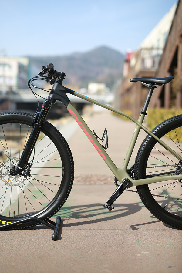 *상태 좋음*23년 오베아 알마 ALMA M30 M -29인치---5