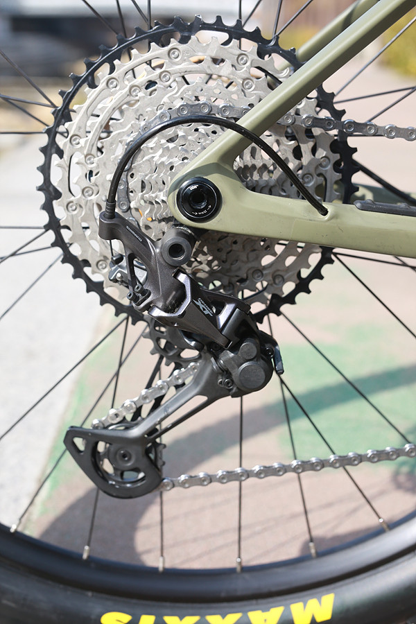 *상태 좋음*23년 오베아 알마 ALMA M30 M -29인치---6