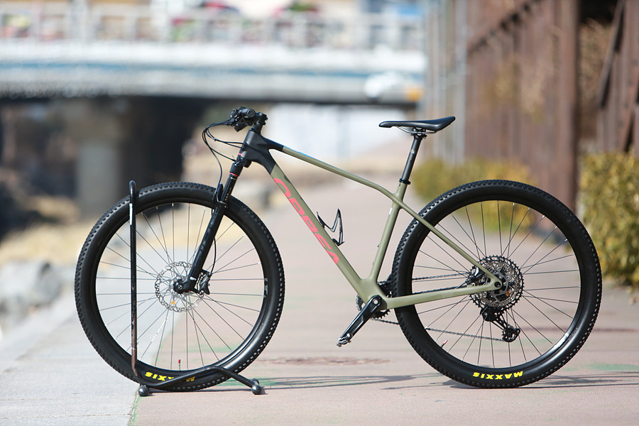 *상태 좋음*23년 오베아 알마 ALMA M30 M -29인치---1