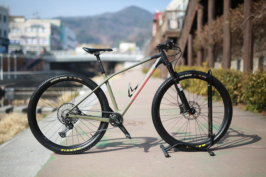 *상태 좋음*23년 오베아 알마 ALMA M30 M -29인치---2