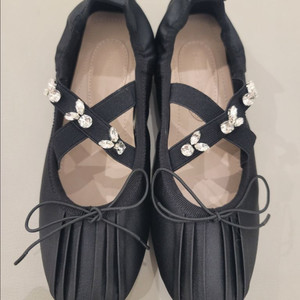 시몬로샤 플랫슈즈 새상품 37사이즈(230-235추천)