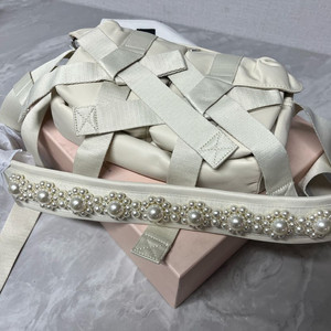 시몬로샤 크로스바디 보우백 새제품