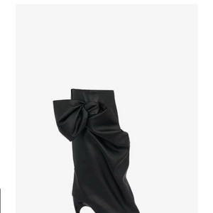 알렉산더 맥퀸 블랙 롱부츠 새상품