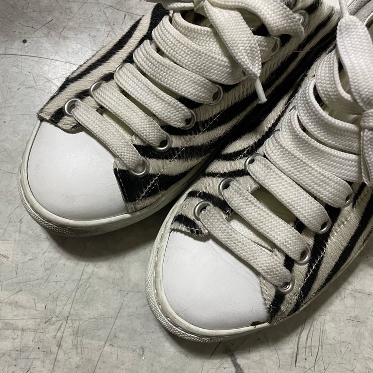 한섬 TIME Corso Roma9 여성 스니커즈 235-240 이미지