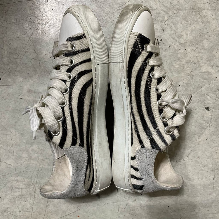 한섬 TIME Corso Roma9 여성 스니커즈 235-240 이미지