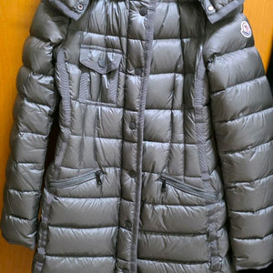 정품 몽클레에 패딩 한번에 가져가실분?!(급처분가)