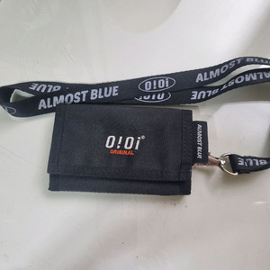 oioi 오아이오아이 목걸이 카드지갑 블랙