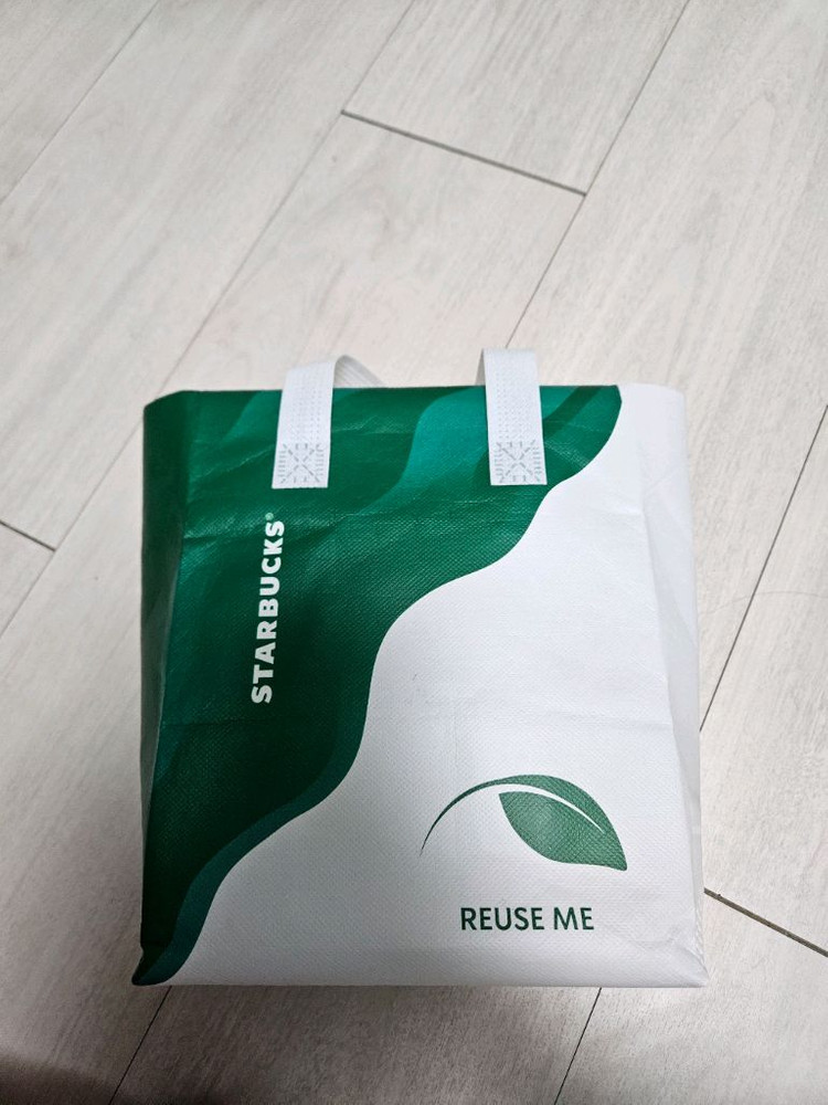 대만 스타벅스 리유저블백--2