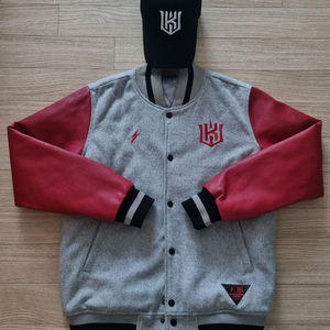 KT 위즈 콜라보 포워드 울바시티 야구 점퍼