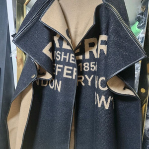 [새상품]정품_버버리 케이프 망토