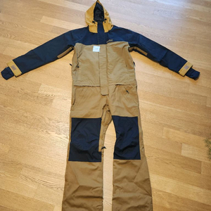 에어블라스터 프리덤수트 보드 스키 점프수트 (사이즈 L)