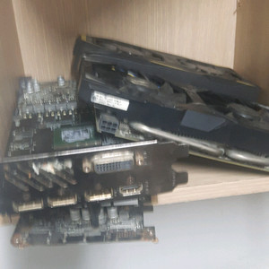 p106-100, gtx1080 고장품 이미지