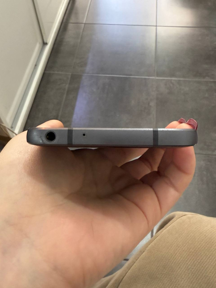무잔상)LG G6 블랙 64GB 이미지