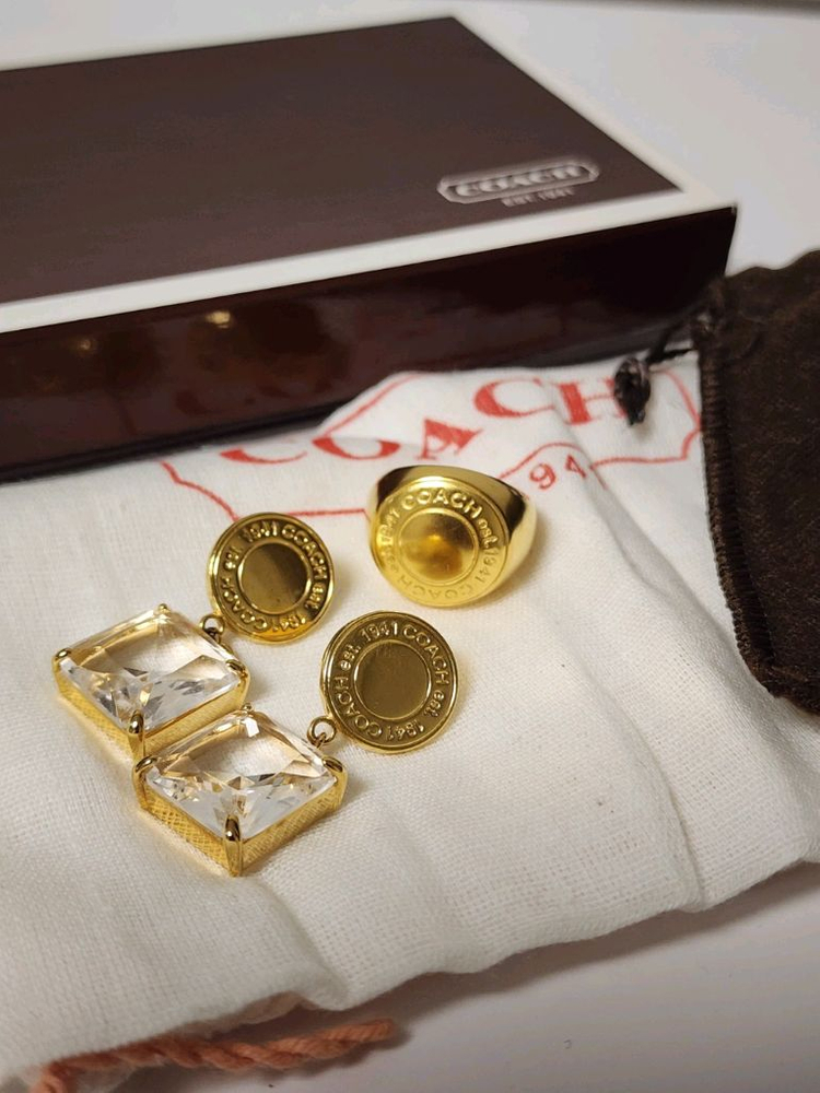 정품 코치 시그니처 로고 귀걸이+반지 세트 이미지