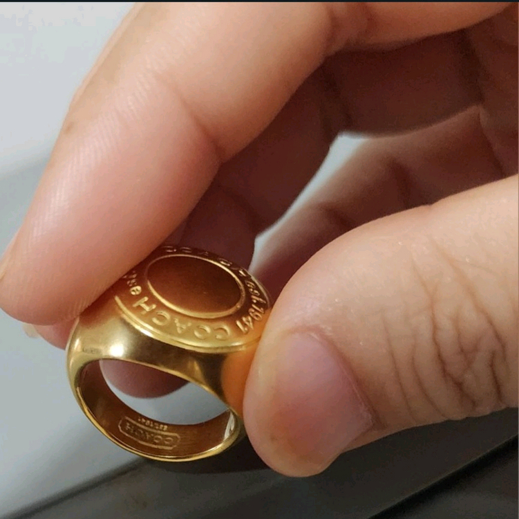 정품 코치 시그니처 로고 귀걸이+반지 세트 이미지