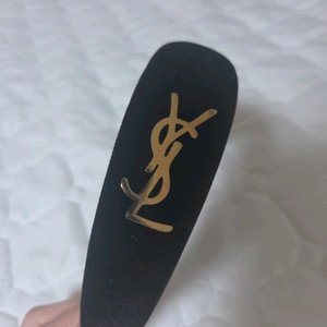 입생로랑 벨벳 머리띠