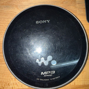 소니 CD 워크맨 D-NE730LS