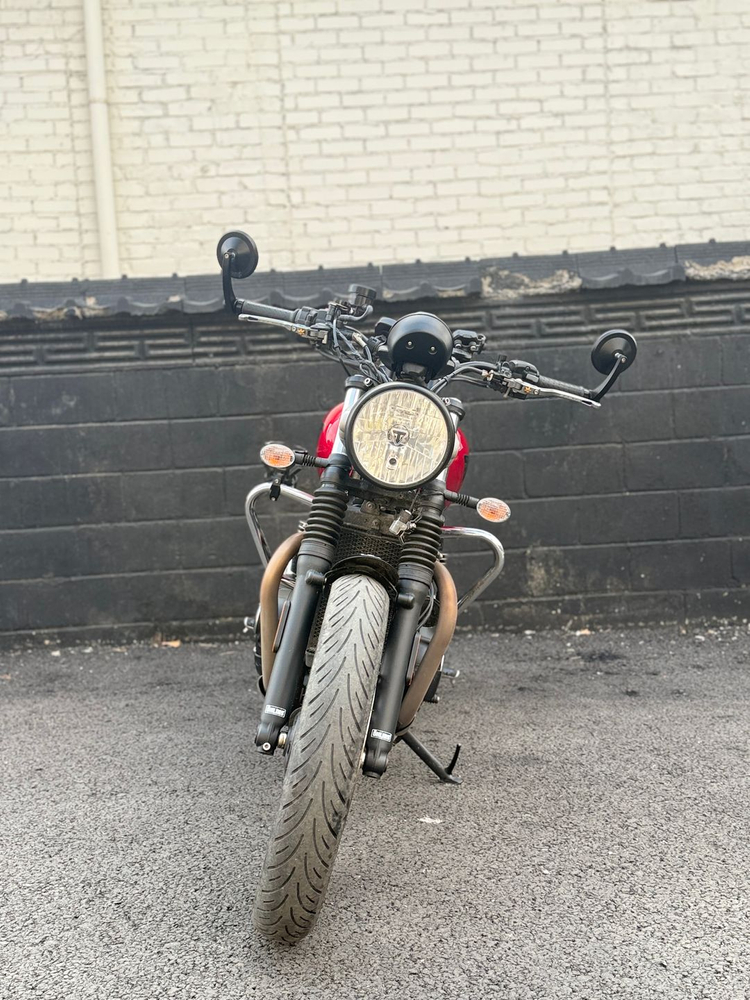 트라이엄프 스피드트윈900 23년식 준신차급 이미지