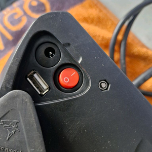 팸텀밧데리 42v 19.6a