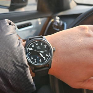 iwc 파일럿워치 탑건 41mm시계단품 판매