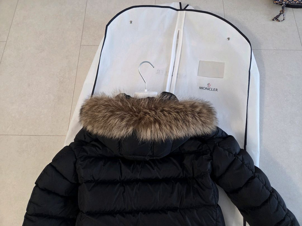 몽클레어 클루니 패딩 블랙 2사이즈 새제품급 이미지