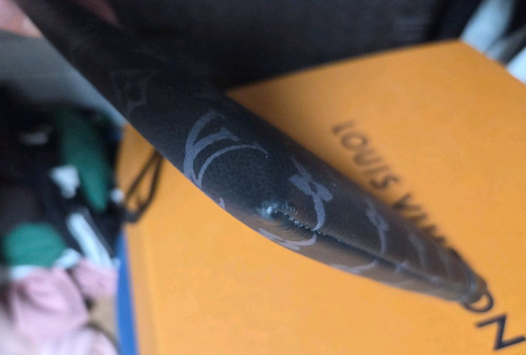 루이비통 포쉐트 투고 모노그램 이클립스 캔버스 클러치 M81569--3