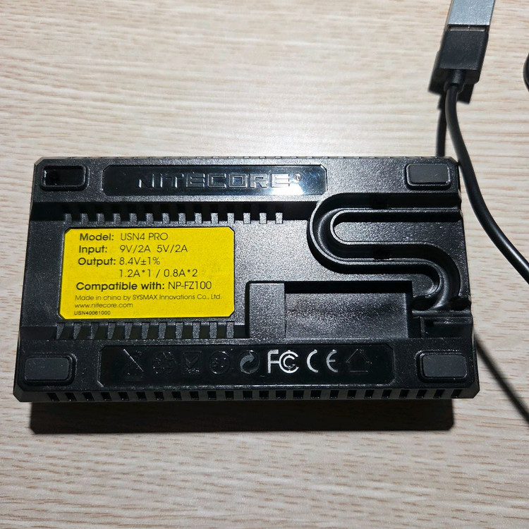 FZ100 나이트코어 듀얼충전기 USN4 PRO--1