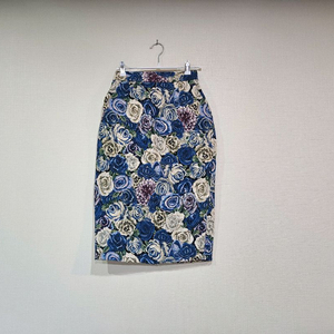 [새상품] 인상파 플라워 스커트 (Free 사이즈)