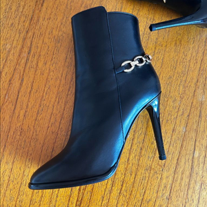 [DVF] 앵클 부츠 굽 10cm / 230 사이즈